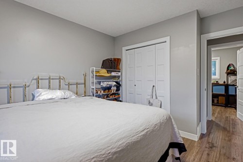 Main floor bedroom - 10328 73 Street, Edmonton, AB 