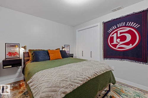 Large primary basement bedroom - 10328 73 Street, Edmonton, AB 