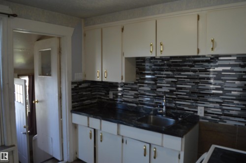 11920 78 Street, Edmonton, AB 