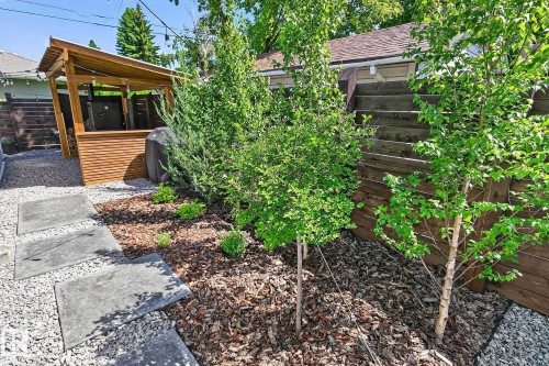 10801 137 Street, Edmonton, AB 