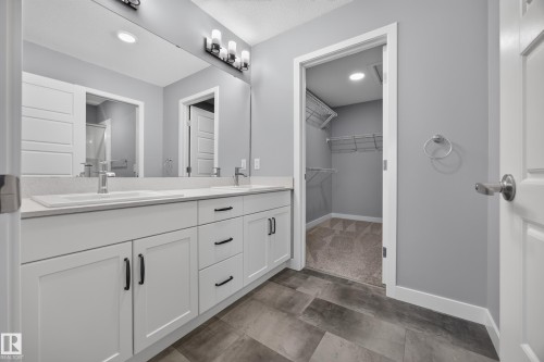 3025 Chokecherry Common, Edmonton, AB 
