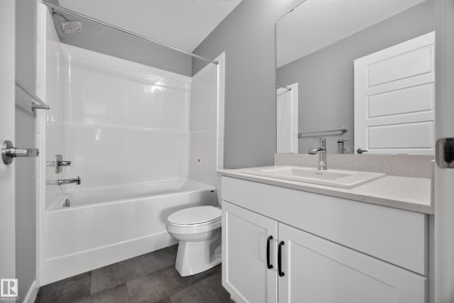 3025 Chokecherry Common, Edmonton, AB 