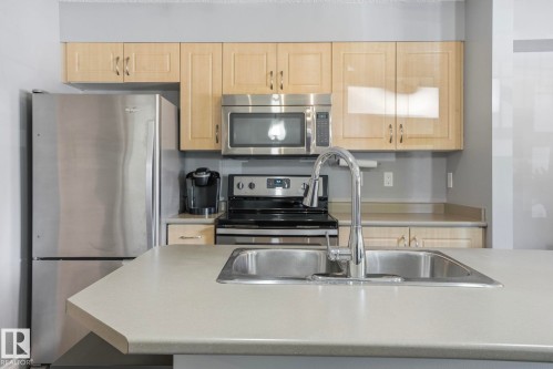 107 11441 Ellerslie Road, Edmonton, AB 