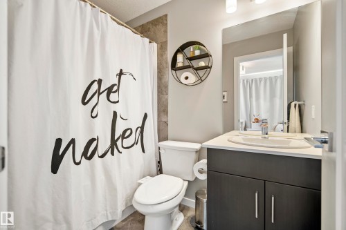 #118 1304 Rutherford Rd Sw, Edmonton, AB - Indoor Photo Showing Bathroom