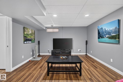 10308 166 Avenue, Edmonton, AB 