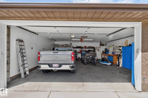 10308 166 Avenue, Edmonton, AB 