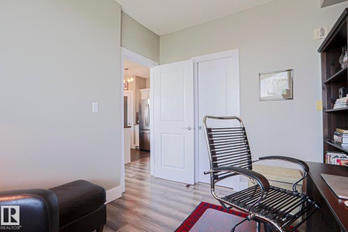 1004 10504 99 Avenue, Edmonton, AB 
