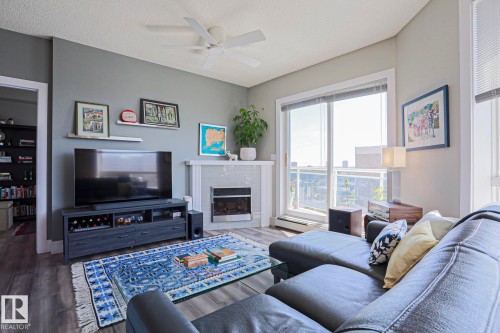 1004 10504 99 Avenue, Edmonton, AB 