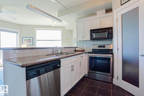 1004 10504 99 Avenue, Edmonton, AB 