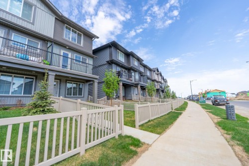 7032 Rosenthal Drive, Edmonton, AB - Outdoor With Balcony