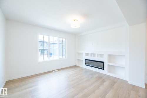 7032 Rosenthal Drive, Edmonton, AB - Indoor With Fireplace
