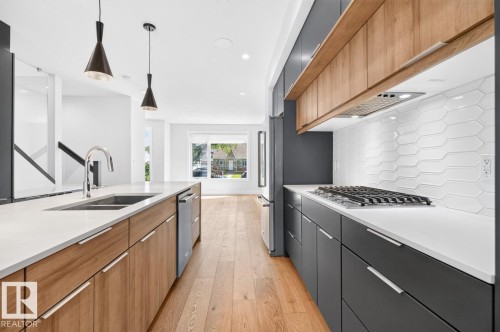 9028 90 Street, Edmonton, AB 