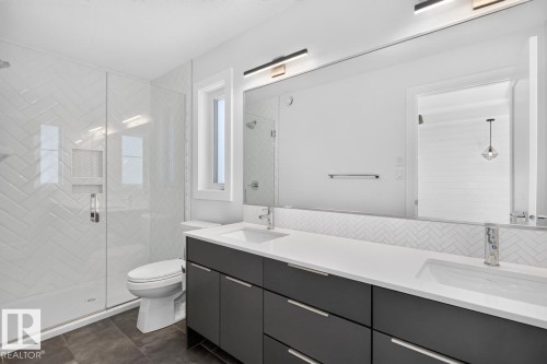 9028 90 Street, Edmonton, AB 