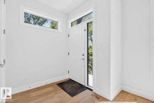 9028 90 Street, Edmonton, AB 