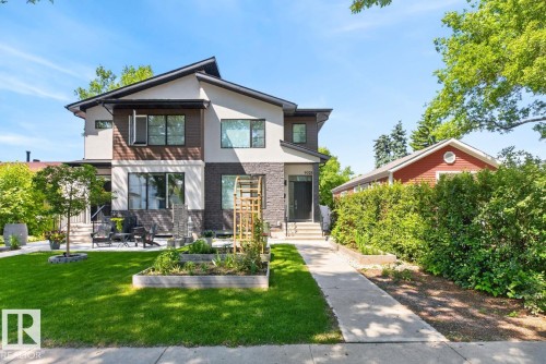 9028 90 Street, Edmonton, AB 