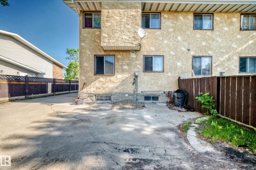 10325 164 Avenue, Edmonton, AB 