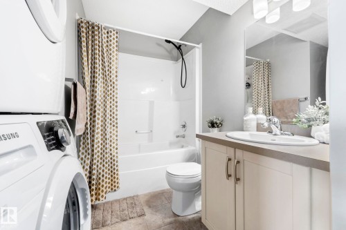 8 1030 Chappelle Boulevard, Edmonton, AB 