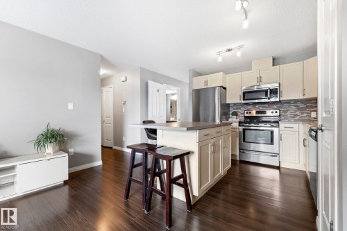 8 1030 Chappelle Boulevard, Edmonton, AB 