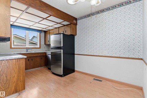 12256 144 Avenue, Edmonton, AB 