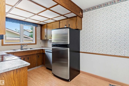 12256 144 Avenue, Edmonton, AB 