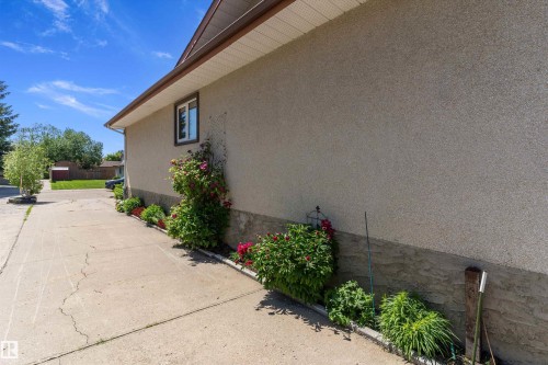 12256 144 Avenue, Edmonton, AB 
