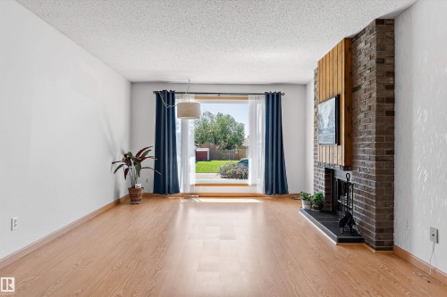 12256 144 Avenue, Edmonton, AB 