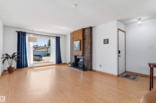 12256 144 Avenue, Edmonton, AB 