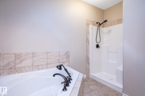 20 1407 Glastonbury Boulevard Nw, Edmonton, AB 