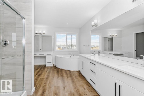 2431 Egret Loop Nw, Edmonton, AB - Indoor Photo Showing Bathroom