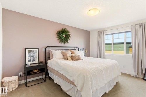3 5134 Mullen Road, Edmonton, AB - Indoor Photo Showing Bedroom