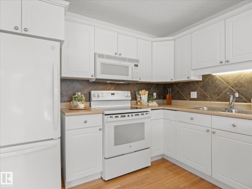 12126 16 Avenue, Edmonton, AB 