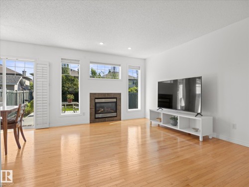12126 16 Avenue, Edmonton, AB 