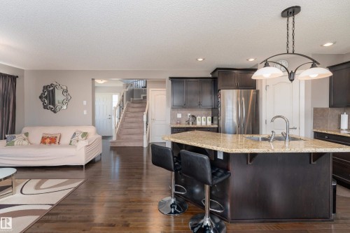 512 59 Street, Edmonton, AB 