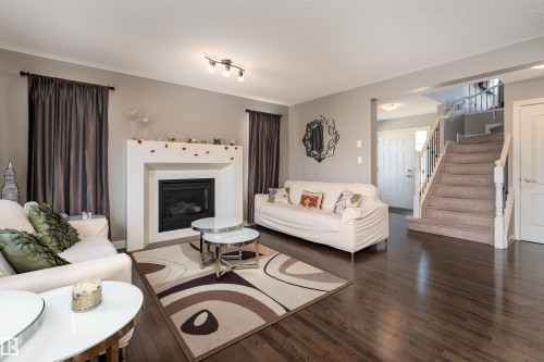 512 59 Street, Edmonton, AB 