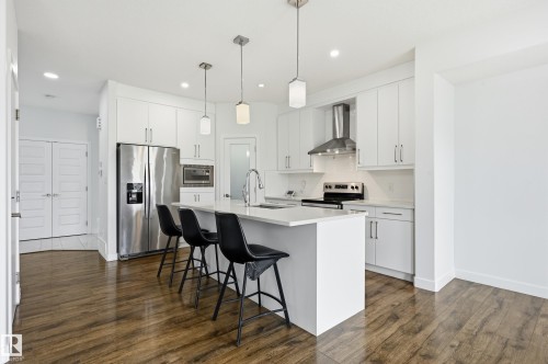 7258 Chivers Place, Edmonton, AB 