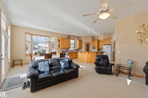 7542 165A Avenue, Edmonton, AB 