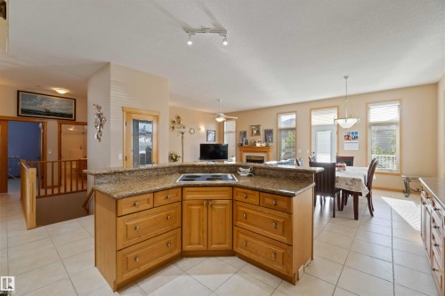 7542 165A Avenue, Edmonton, AB 