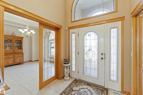 7542 165A Avenue, Edmonton, AB 