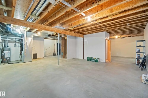 7542 165A Avenue, Edmonton, AB 
