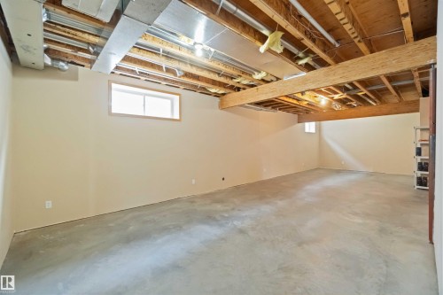 7542 165A Avenue, Edmonton, AB 