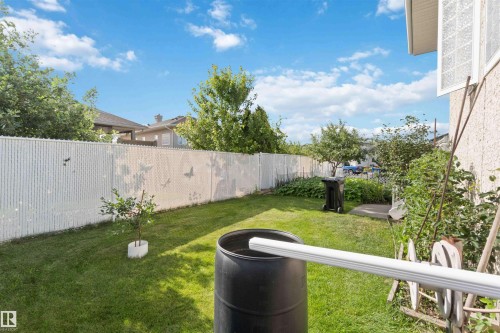 7542 165A Avenue, Edmonton, AB 