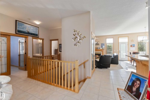 7542 165A Avenue, Edmonton, AB 