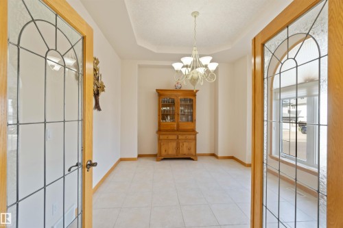 7542 165A Avenue, Edmonton, AB 