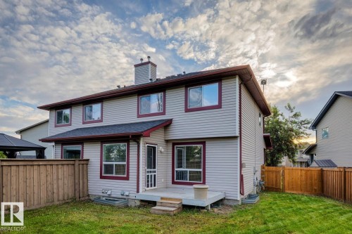 9035 Scott Crescent, Edmonton, AB 