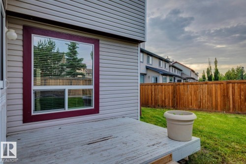 9035 Scott Crescent, Edmonton, AB 