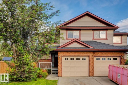 9035 Scott Crescent, Edmonton, AB 