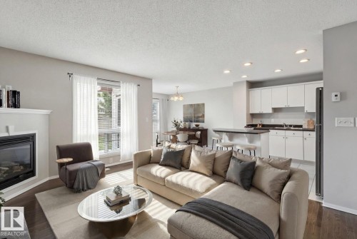 9035 Scott Crescent, Edmonton, AB 