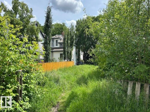 10936 81 Avenue, Edmonton, AB 