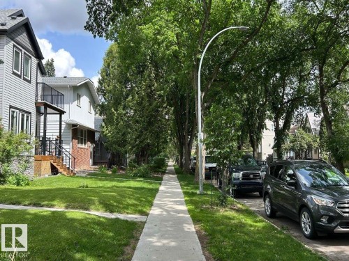 10936 81 Avenue, Edmonton, AB 