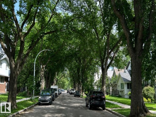 10936 81 Avenue, Edmonton, AB 